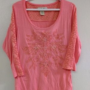 🍍Cedar Rose Shirt Size Large Pink Cross